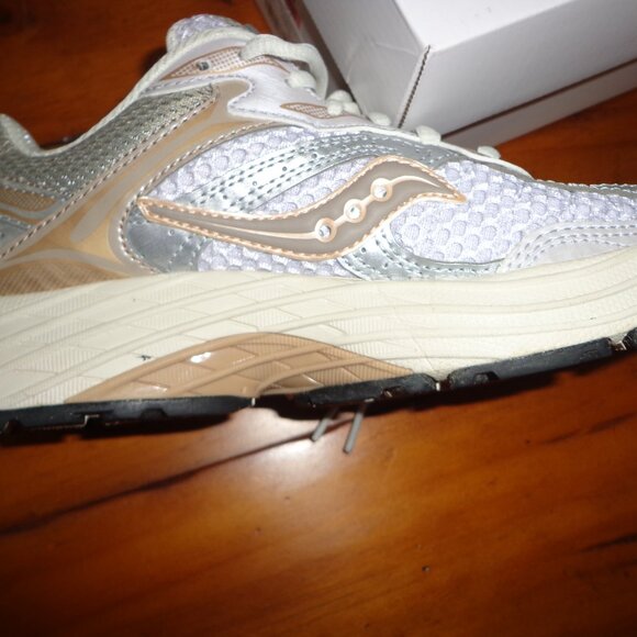 FIRM Saucony ProGrid Omni 9 Sneakers 6W/4.5M Grey Breathable Mesh Upper - Picture 10 of 13